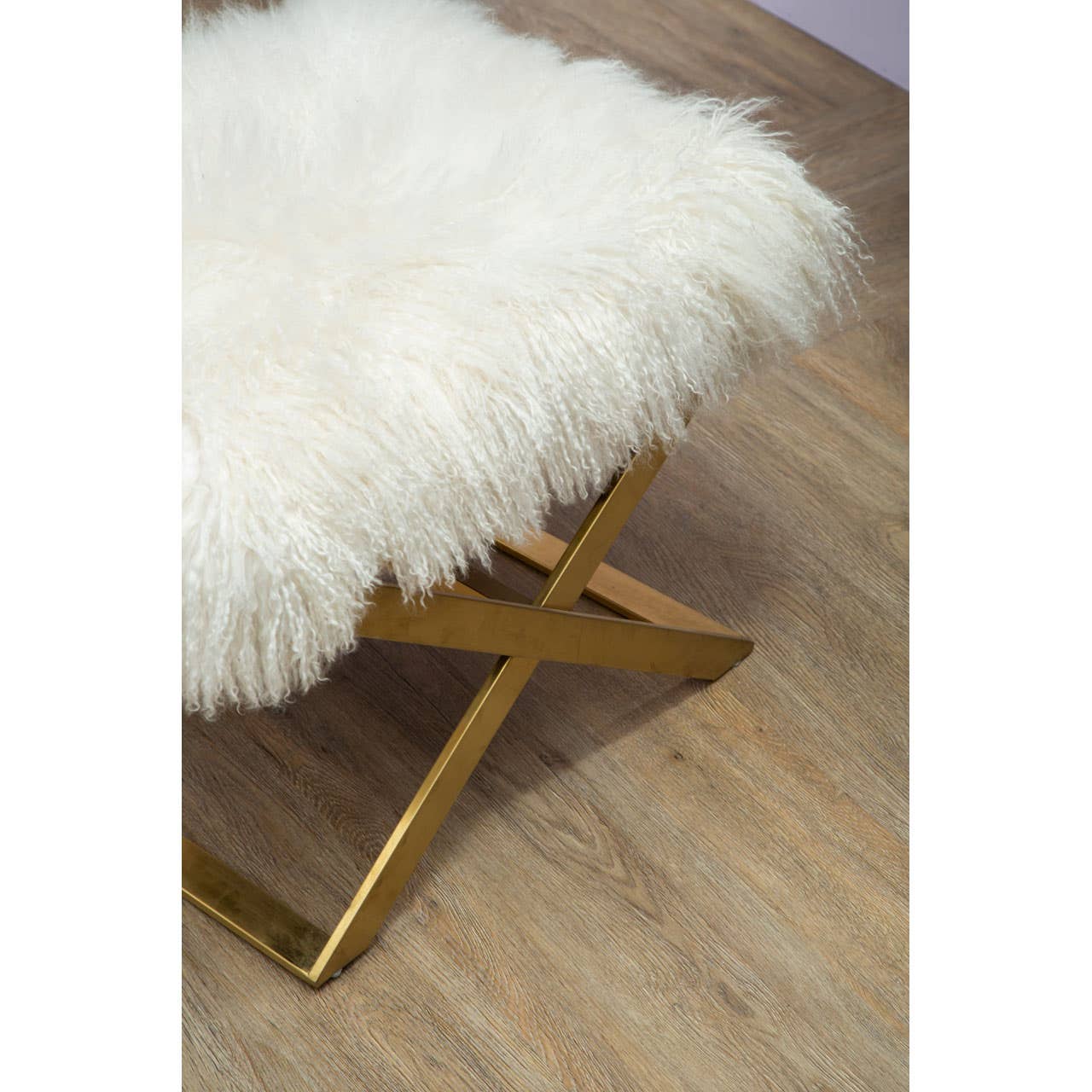 Anafi White Sheepskin Stool